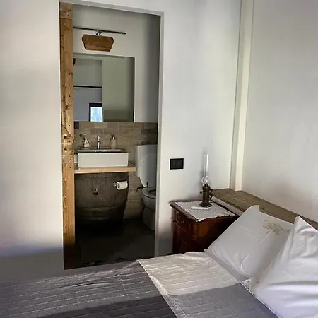 Locanda Tarello 1880 Bed & Breakfast Roppolo